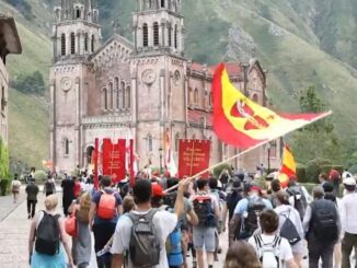 Am dritten Tag trafen die jungen traditionsverbundenen Pilger am Heiligtum von Covadonga ein.
