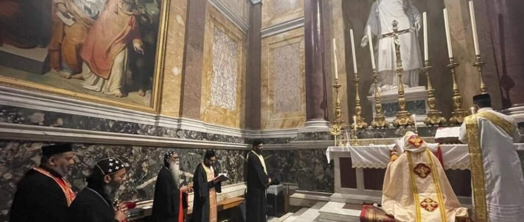 Das Oberhaupt der nicht mit Rom unierten malankarischen syrisch-orthodoxen Kirche zelebrierte am vergangenen Freitag in der Lateranbasilika und gestern in St. Paul vor den Mauern eine akatholische Liturgie