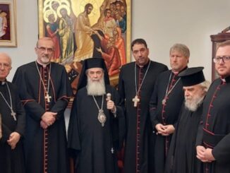 Patriarch Pizzaballa, der Lateinische Patriarch von Jerusalem, mit den Oberhäuptern anderer Kirchen, vor allem unierter, im Heiligen Land.