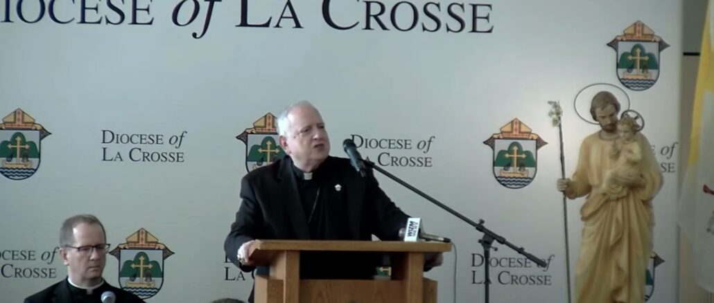 Bischof Callahan verabschiedete sich gestern auf einer Pressekonferenz der Diözese La Crosse