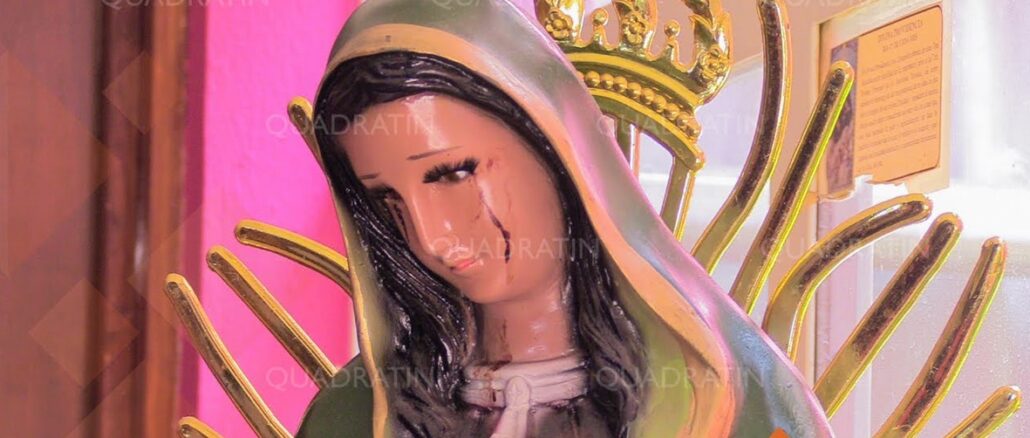 So zeigt sich eine Marienstatue in der mexikanischen Stadt Morelia. Sie soll am Sonntag Blut geweint haben.