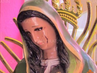 So zeigt sich eine Marienstatue in der mexikanischen Stadt Morelia. Sie soll am Sonntag Blut geweint haben.