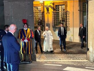 Papst Leo XIV. kehrte gestern abend von Castel Gandolfo in den Vatikan zurück