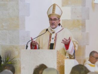 Patriarch Kardinal Pizzaballa am 15. August 2025 in Abu Gosch
