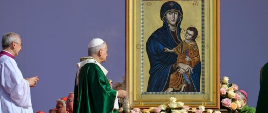 Am 2. und 3. August traf sich Papst Leo XIV. anläßlich des Heiligen Jahres mit einer Million Jugendlichen in Tor Vergata bei Rom. Er hielt mit ihnen Eucharistische Anbetung, unterwies sie in Katechesen und feierte die Eucharistie mit ihnen