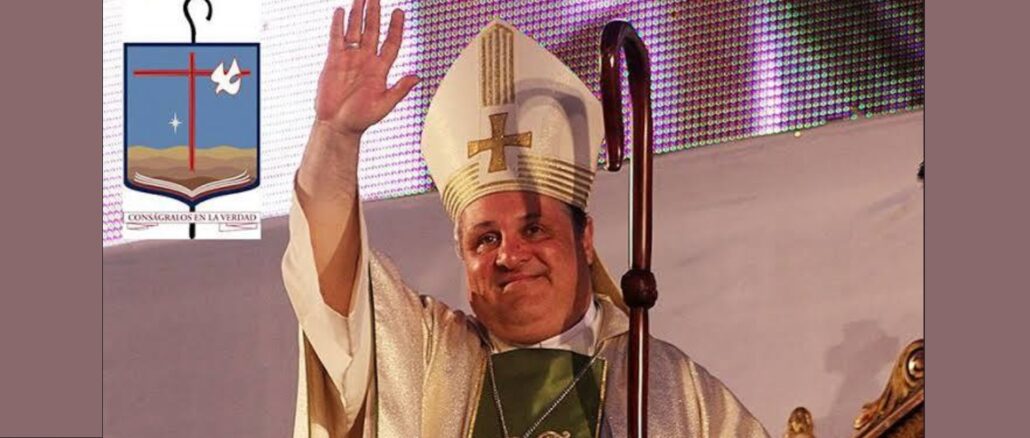 Msgr. Marcelo Colombo, Erzbischof von Mendoza und Vorsitzender der Argentinischen Bischofskonferenz, untersagt den Gläubigen die kniende Mundkommunion