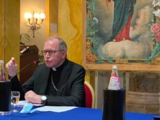 Kardinal Willem Eijk verteidigt mit seinem Buch "Das Band der Liebe" das Ehesakrament – und tut dies mit großer pastoraler Sensibilität auch bewußt gegen das umstrittene bergoglianische Schreiben Amoris laetitia.