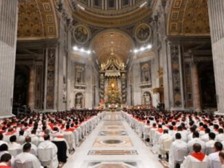 Heiligjahr-Feier der päpstlichen Universitäten im Petersdom