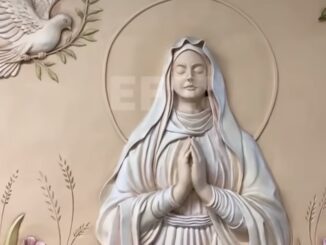 U-Bahnstation in Teheran wurde nach der Jungfrau Maria benannt. Mehrere Reliefs zeigen eine christliche Ikonographie