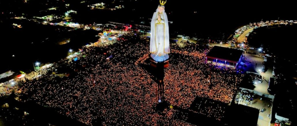 Im brasilianischen Crato wurde die größte Statue Unserer Lieben Frau von Fatima enthüllt (die zweitgrößte Marienstatue der Welt)