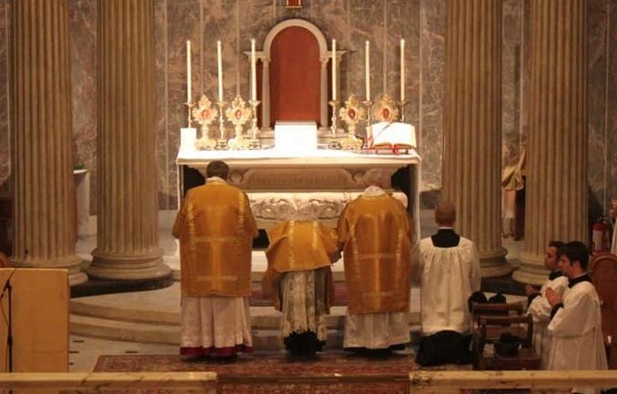 Schwinden die Hoffnungen, daß Papst Leo XIV. den überlieferten Ritus aus dem Würgegriff von Traditionis custodes befreien wird?