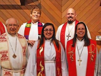 Nach dem Tod von Papst Franziskus wurde der Bericht der zweiten von ihm eingesetzten Studienkommission zum Frauendiakonat veröffentlicht, mit einem klaren Ergebnis: Es kann kein Frauendiakonat geben. Frauen als Diakonen, Priester oder Bischöfe (wie im Bild bei den Lutheranern) wird es in der katholischen Kirche nicht geben