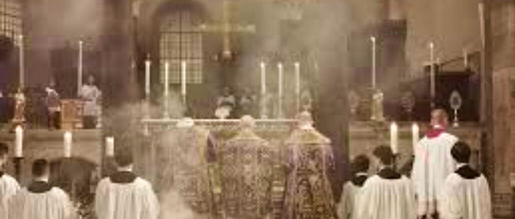 Am vergangenen Sonntag wurde erstmals seit der Liturgiereform vor einem halben Jahrhundert wieder der überlieferte Ambrosianissche Ritus in der altehrwürdigen, dem Kirchenvater geweihten Basilika in Mailand zelebriert