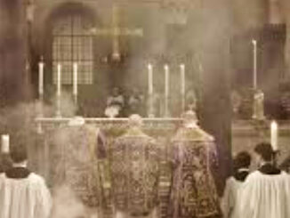 Am vergangenen Sonntag wurde erstmals seit der Liturgiereform vor einem halben Jahrhundert wieder der überlieferte Ambrosianissche Ritus in der altehrwürdigen, dem Kirchenvater geweihten Basilika in Mailand zelebriert