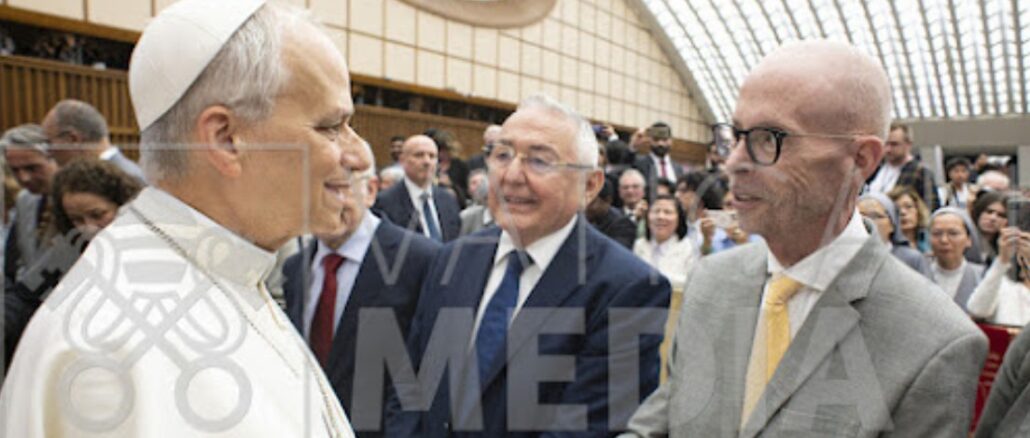 John Allen Jr., bereits durch die Krankheit gezeichnet, mit Papst Leo XIV.