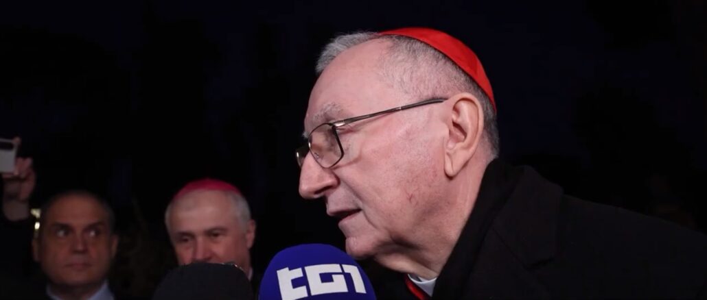 Kardinalstaatssekretär Pietro Parolin bestätigte Vermittlungsversuche, um Nicolás Maduro zu bewegen, Venezuela zu verlassen und ins Exil zu gehen