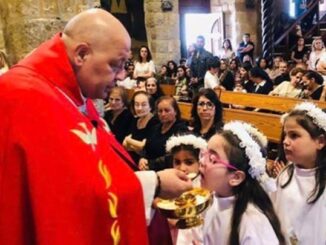 Abuna Pierre al-Rahi wurde gestern abend von einem israelischen Panzer getötet, als er verletzten Christen zu Hilfe eilte