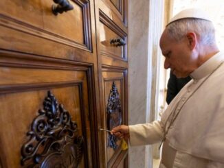 Der Moment der Rückkehr des Papstes am Samstag in den Apostolischen Palast