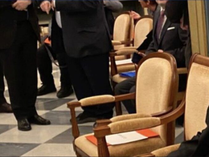 Kardinalstaatssekretär Pietro Parolin äußerte sich zum überlieferten Ritus und läßt versöhnliche Töne anklingen