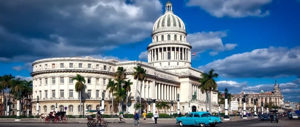 Kuba, größer als die neuen Bundesländer zusammen, erlebt durch den Wegfall Venezuelas und verstärken US-Druck eine schwere Krise, die das Ende des Castro-Regimes einläuten könnte