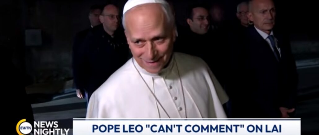 Leo XIV. stellte sich auch gestern den von ihm eingeführten spontanen Dienstags-Interviews in Castel Gandolfo, wollte aber nichts nur skandalösen Verurteilung von Jimmy Lai zu 20 Jahren Haft sagen.