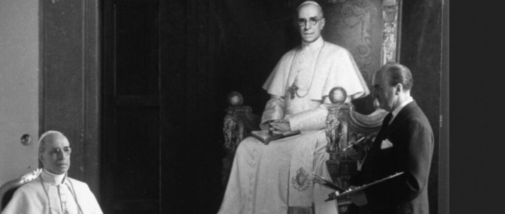 Pius XII. reformierte 1955 den Ritus der Karwoche, was ein nicht minder schwerwiegender Eingriff war, als die Liturgiereform von 1969 und dieser den Weg bereitete, so Caminante Wanderer