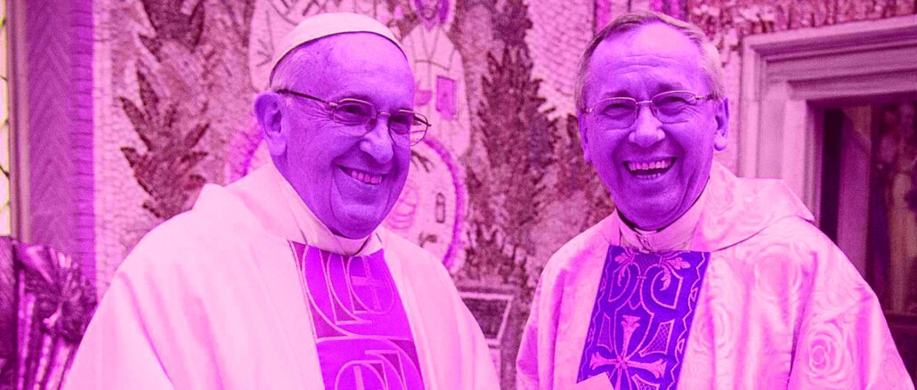 Papst Franziskus hielt seine schützende Hand über Marko Ivan Rupnik (rechts), doch auch fast ein Jahr nach dem Ende seines Pontifikats gibt es im Fall Rupnik Fortschritte