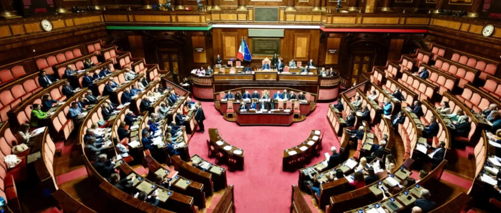 Der italienische Senat stimmte am Mittwoch für eine Spezialgesetz gegen Antisemitismus, das verfassungsrechtliche Zweifel aufwirft