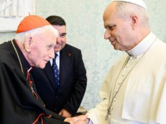 Kardinal Ernest Simoni wurde in seinem 98. Lebensjahr von Papst Leo XIV. in Audienz empfangen