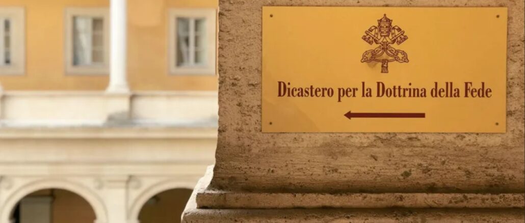 Glaubenspräfekt Kardinal Tucho Fernández droht der Piusbruderschaft mit Exkommunikation