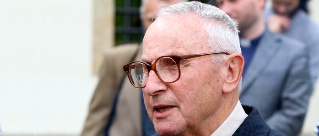 Der tschechische Philosoph und Thomist Prof. Stanislav Sousedik wurde vor kurzem 95 Jahre alt
