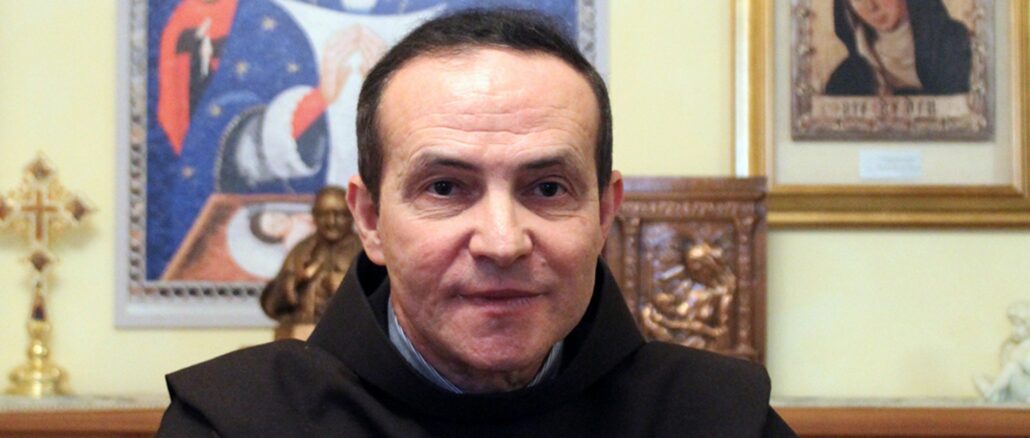 Stefano Cecchin, Vorsitzender der Päpstlichen Marianischen Akademie, bekräftigte in Mexiko Positionen, die wiederholt Gegenstand von Kritik waren, aber widerzugeben scheinen, das derzeit im Vatikan gedacht wird.