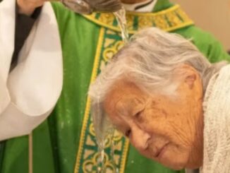 Im Alter von 101 Jahren ließ sich eine Japanerin in Brasilien taufen