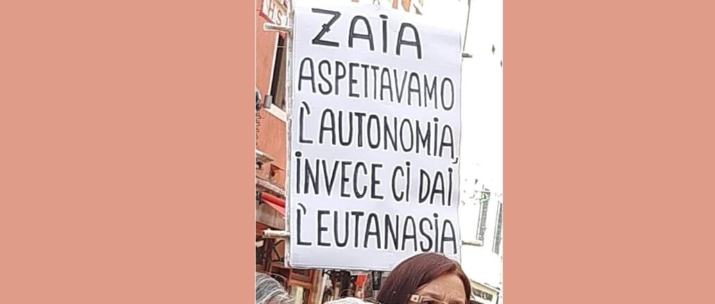 Protest in Venedig gegen das Euthanasie-Gesetz: "Wir haben uns die Autonomie erwartet und die Euthanasie bekommen"