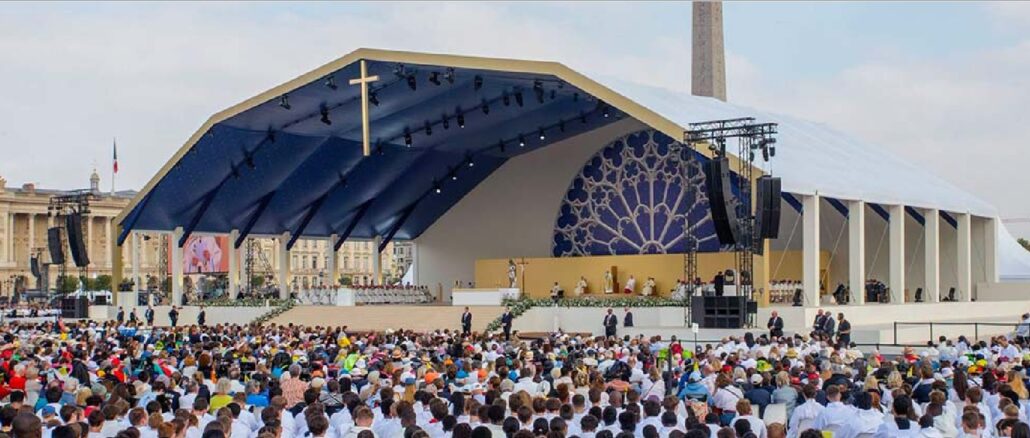 Papst Leo XIV. auf der Place de la Concorde in Paris