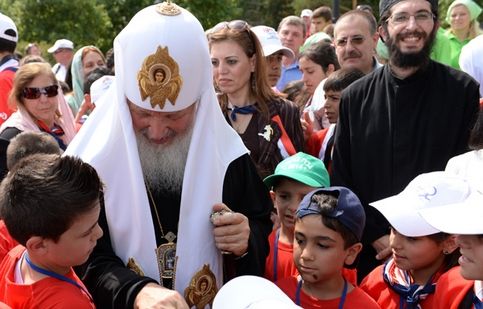Moskaus Patriarch Kyrill I. unterzeichnet Petition für ein Ende der Abtreibung in Rußland