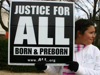 Nein zur Abtreibung: "Gerechtigkeit für alle, Geborene und Ungeborene". Die Aufbruchstimmung der US-Lebensrechtsbewegung durch den Amtsantritt von Präsident Donald Trump.