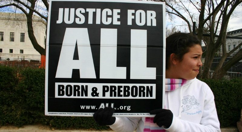 Nein zur Abtreibung: "Gerechtigkeit für alle, Geborene und Ungeborene". Die Aufbruchstimmung der US-Lebensrechtsbewegung durch den Amtsantritt von Präsident Donald Trump.