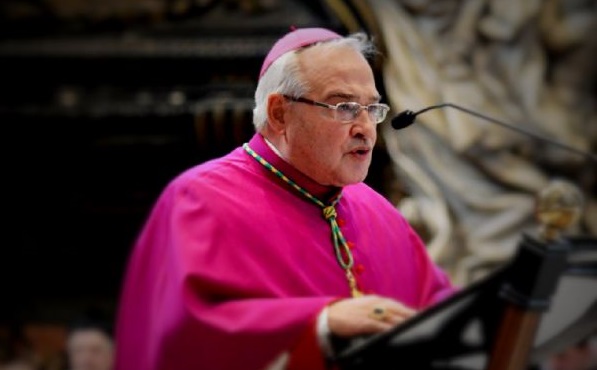 Erzbischof Luigi Negri bei seiner Predigt im Petersdom