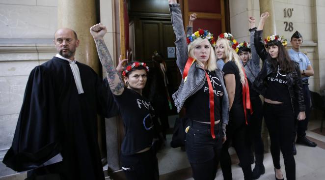 Femen: Justizposse in Paris