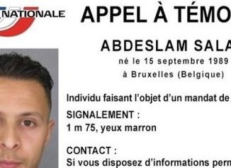 Kritik an den Haftbedingungen von alah Abdeslam, des überlebenden Terroristen der Pariser Attentate im November 2015