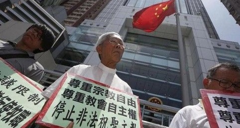 Kardinal Zen demonstriert für die Freiheit der Kirche