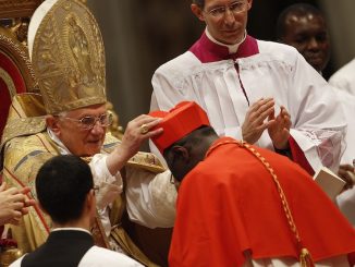Kardinalserhebung von Msgr. Robert Sarah durch Papst Benedikt XVI. (2010)