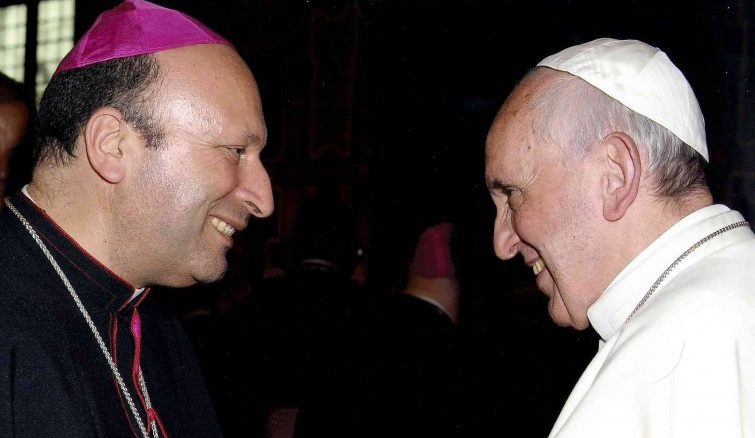 Msgr. Franco Coppola, neuer Nuntius in Mexiko, mit Papst Franziskus: "Mich würde Ihre Meinung zur Homo-Ehe interessieren."