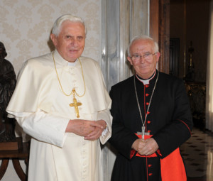Papst Benedikt XVI. mit Kardinal Cañizares Llovera, Präfekt der Gottesdienstkongregation