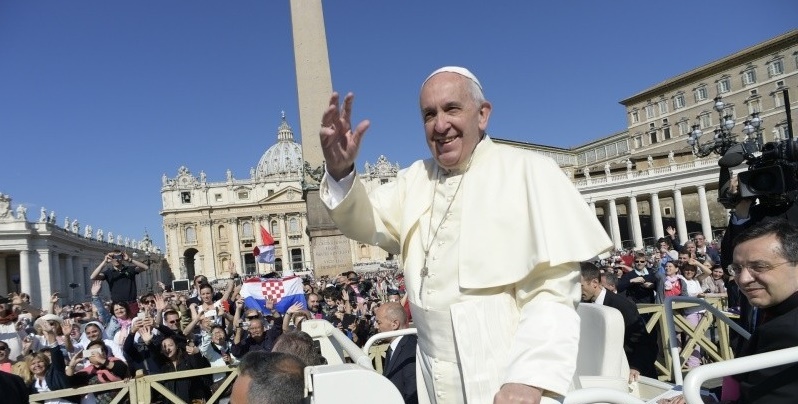 Papst Franziskus: "Verschlossene Christen stinken nach Verschlossenheit", Generalaudienz