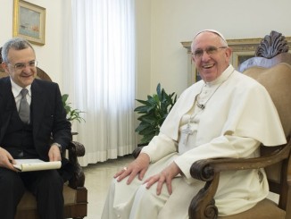 Papst Franziskus beim Interview mit Francesco Sisci von Asia Times im Vatikan