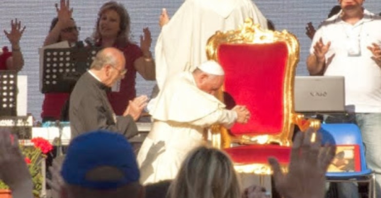 Papst Franziskus beim Treffen der Charistamtischen Erneuerung 2014 in Rom