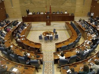 Das Parlament der Autonomen Gemeinschaft von Madrid: "Kein einziger Abgeordneter leistete Widerstand"