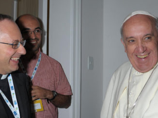 Pater Antonio Spadaro SJ mit Papst Franziskus